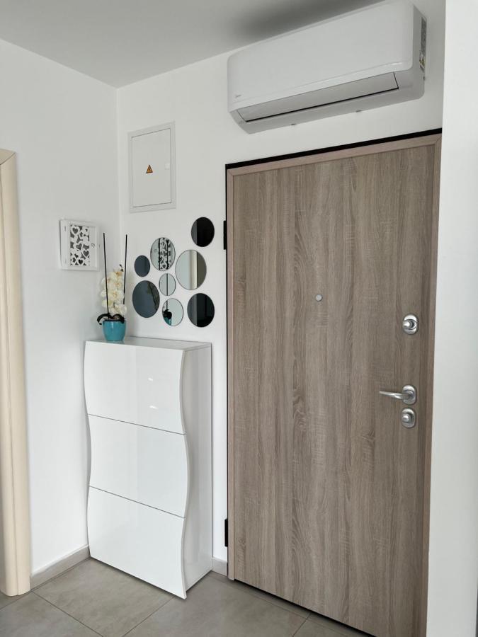 Apartment Sunset พูลา ภายนอก รูปภาพ